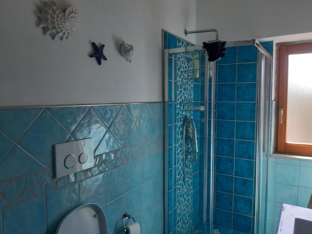 Appartamento Il Corbezzolo, Trilocale piano terra, vista mare, ottima posizione San Teodoro  Esterno foto